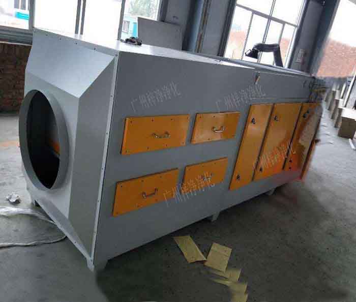 空氣過(guò)濾箱它也可以叫增壓新風(fēng)柜,新風(fēng)過(guò)濾箱 空氣過(guò)濾箱它也可以叫增壓新風(fēng)柜,新風(fēng)過(guò)濾箱