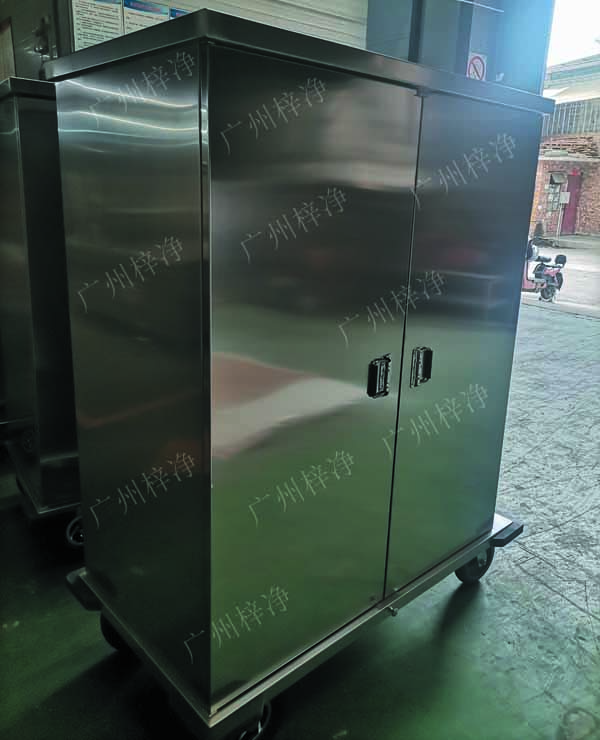 一次性物品電動轉(zhuǎn)運(yùn)車采用304拉絲不銹鋼板面板厚度:≥1.2mm,表面作拉絲亞光處理。 一次性物品電動轉(zhuǎn)運(yùn)車采用304拉絲不銹鋼板面板厚度:≥1.2mm,表面作拉絲亞光處理。