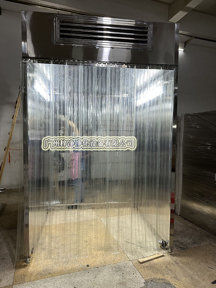 潔凈采樣車作為監(jiān)控潔凈車間環(huán)境質(zhì)量的工具，其標(biāo)準(zhǔn)要求尤為嚴(yán)格。