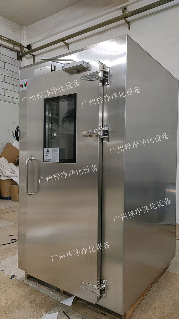 高端滿焊接風淋室產(chǎn)品外觀