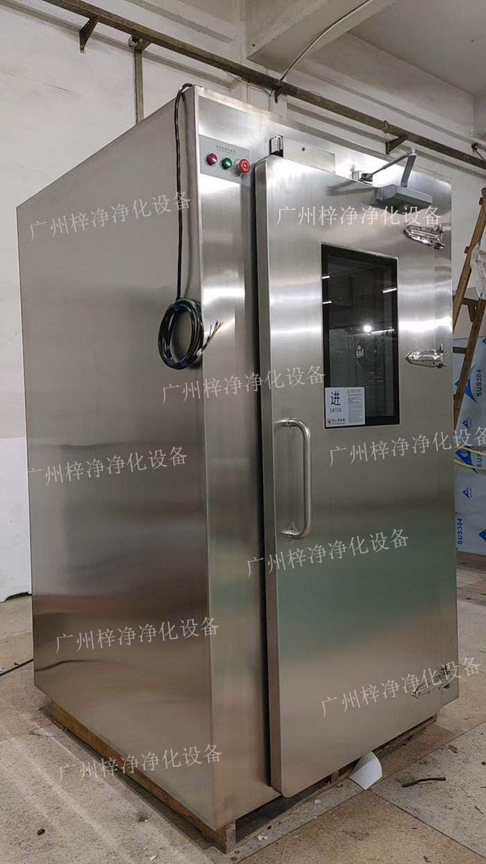 高端滿焊接風淋室產(chǎn)品外觀