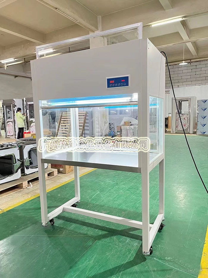 潔凈工作臺是廣泛應用于科研、制藥、生物工程等領域的潔凈設備 潔凈工作臺是廣泛應用于科研、制藥、生物工程等領域的潔凈設備